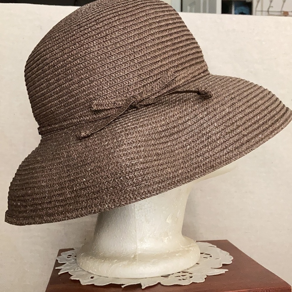 Vintage Liz Claiborne straw hat - Picture 2 of 7